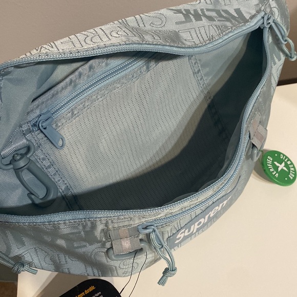 Supreme Waist Bag (SS19) - Ice - Picture 5 of 8